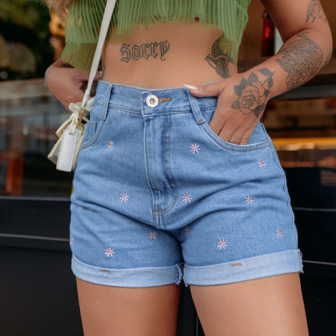 Short jeans